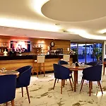 Jasmin Elite & Hotel