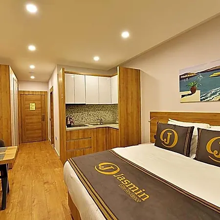Jasmin Elite & Hotel 4*